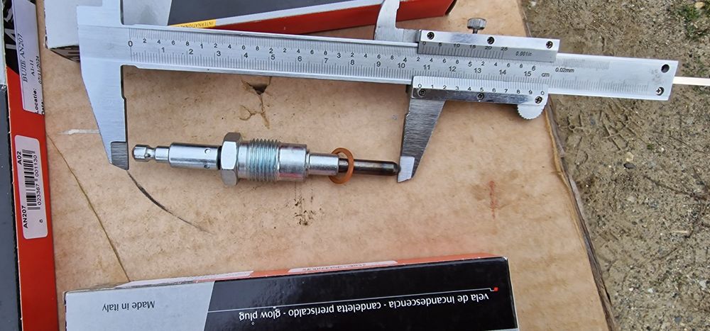 Bujii incandescente tractor fiat 211 215 411.415 311.312.315 fiat 75**