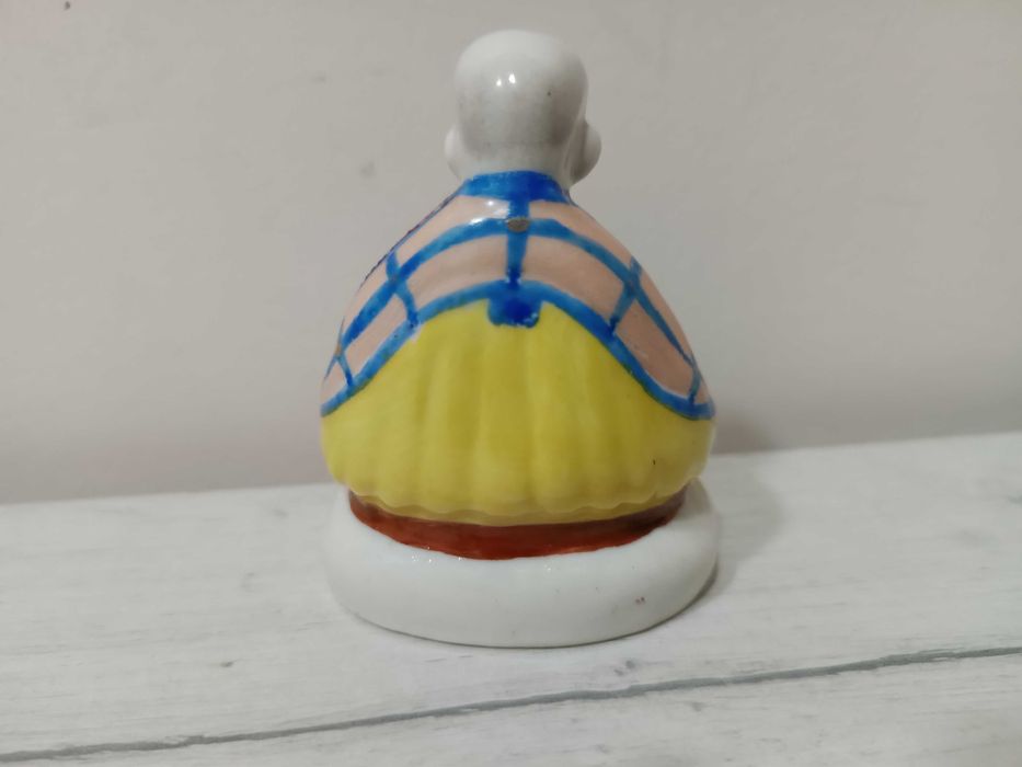 Статуэтка "Будда". Фарфор. Роспись.