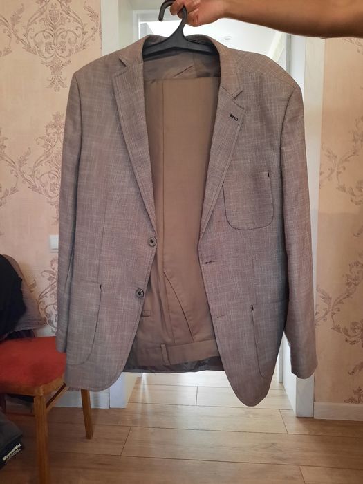 Продам костюм брюки классический