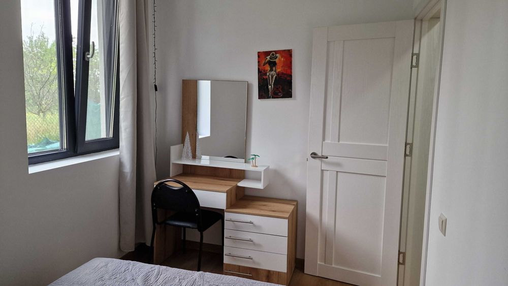 Къща 3-стаена в Виница. Долгосрочно. Краткосрочно