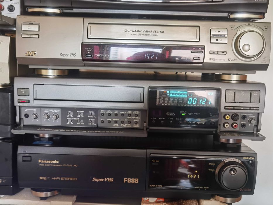 Videorecorder s-vhs Jvc hr-s 4700