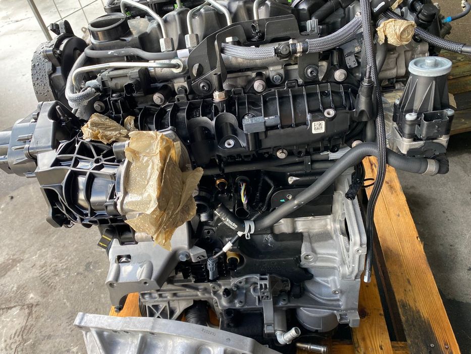 Motor 197CP 100000 KM VOLVO V60 CROSS COUNTRY MILD HYBRID 2021 D4204T8