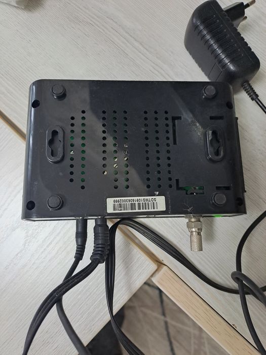 Тюнер ИСТВ Цифровой кабельный приемник