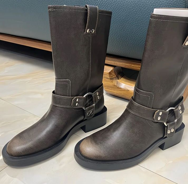 Продам ботинки осенние