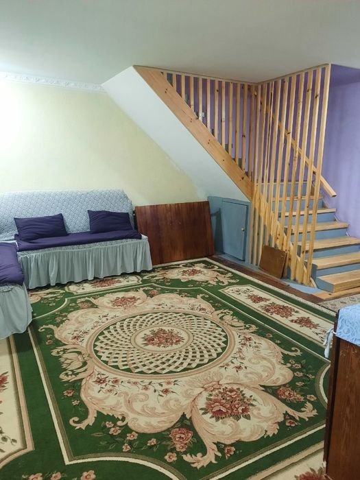 Киров. 3 сўтик. 5 та хона. Ҳокимият орқаси