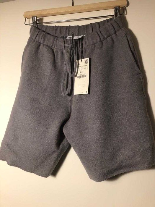 Pantaloni scurti zara cu eticheta S