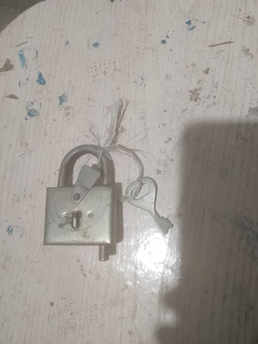 Продам замок замки советский