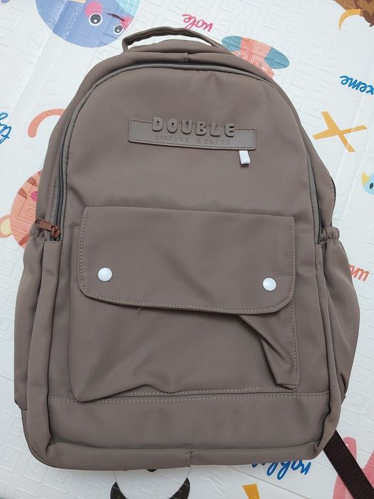 Рюкзаки школьные  новые