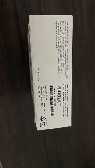 Наушники Airpods