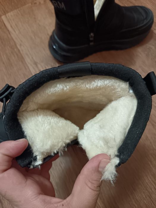 Продам дутыши 36 размер