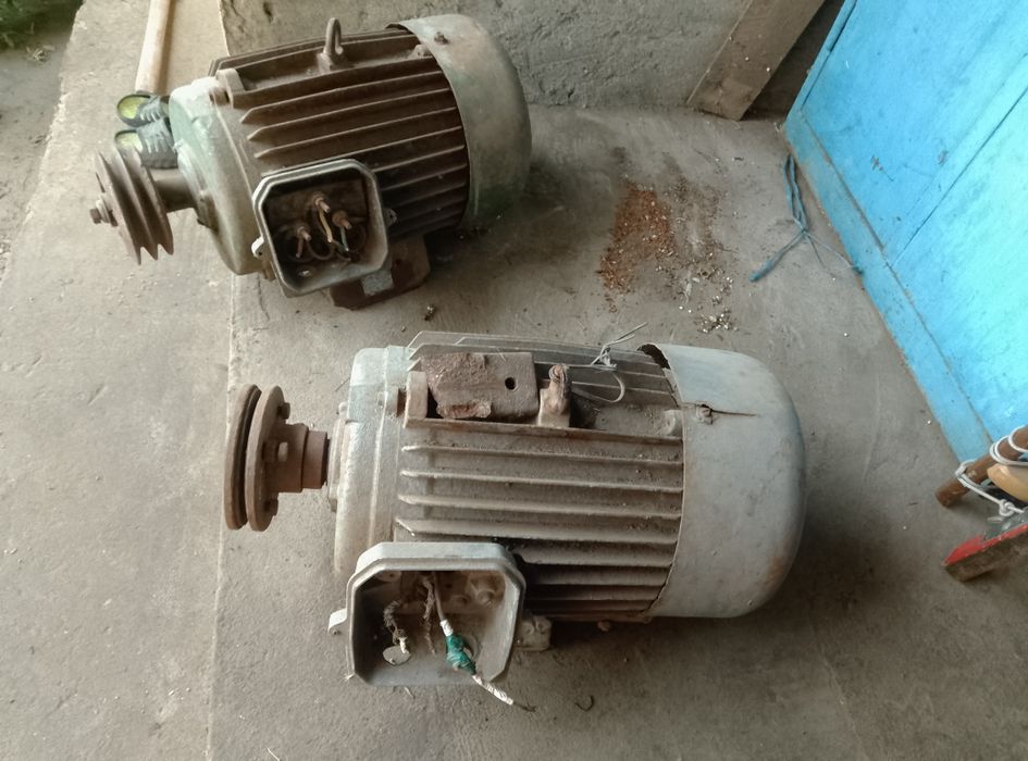 Motoare electrice.