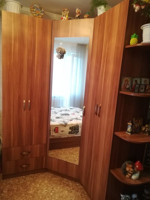 Спальный гарнитур