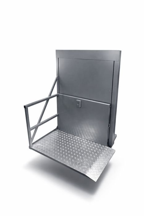 Подъемник для инвалидов (пандус)