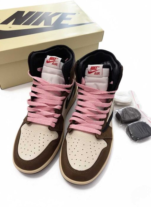 Jordan 1 High Travis Scott 36-40