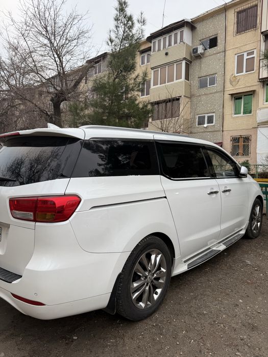 KIA Carnival 2016