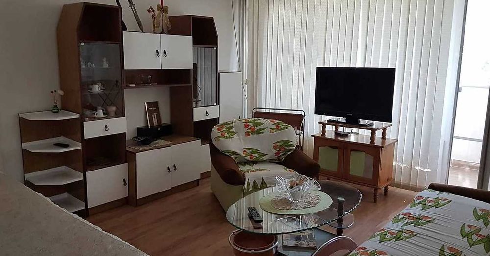 Дава се под наем Двустаен апартамент в Бургас, Изгрев - 64 кв.м за 225 € - Снимка #13
