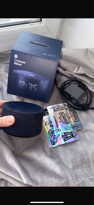 Алиса колонка(умная колонка)