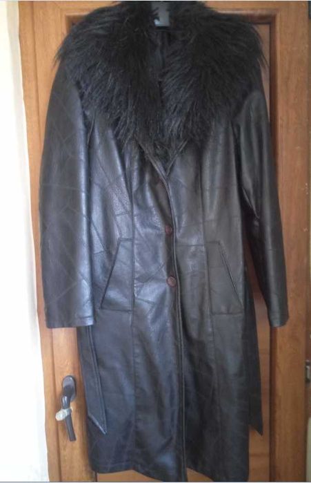Дамско кожено палто с топла  подплата