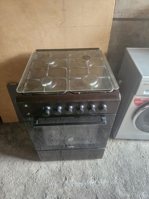 Продаётся газ плита Артел рабочий