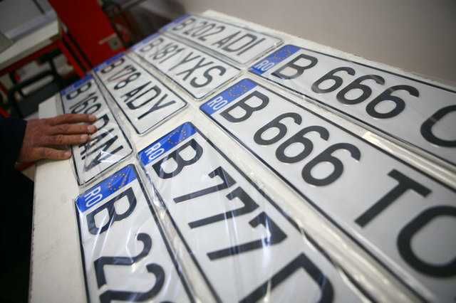 Placute auto numere auto ornamentale personalizate jeep moto america