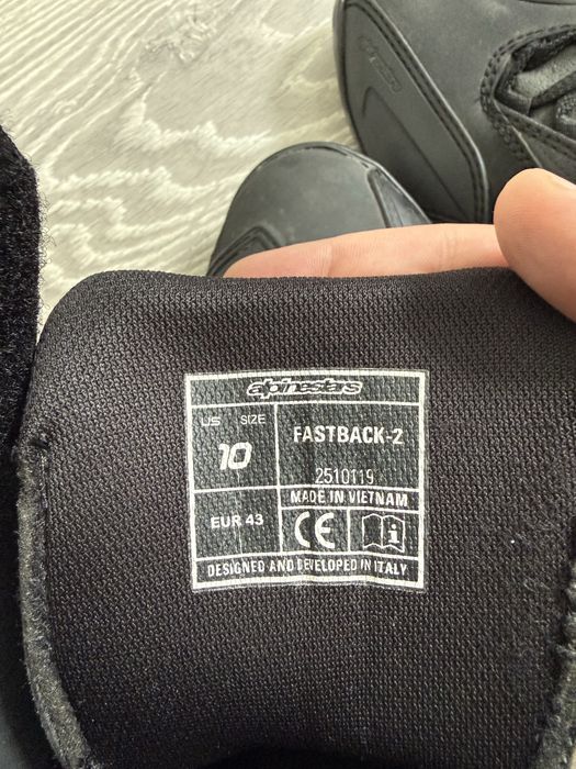 Vând ghete moto Alpinestars Fastback-2, mărimea EU 43 (US 10)