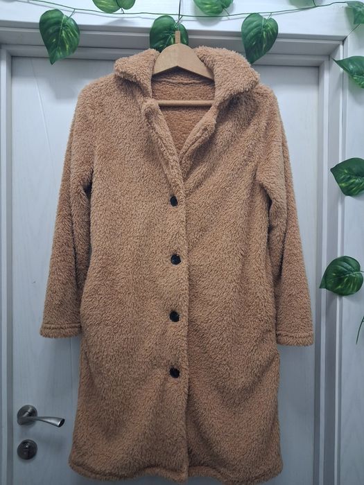 Дамско дълго Черно яке, бежаво Benetton