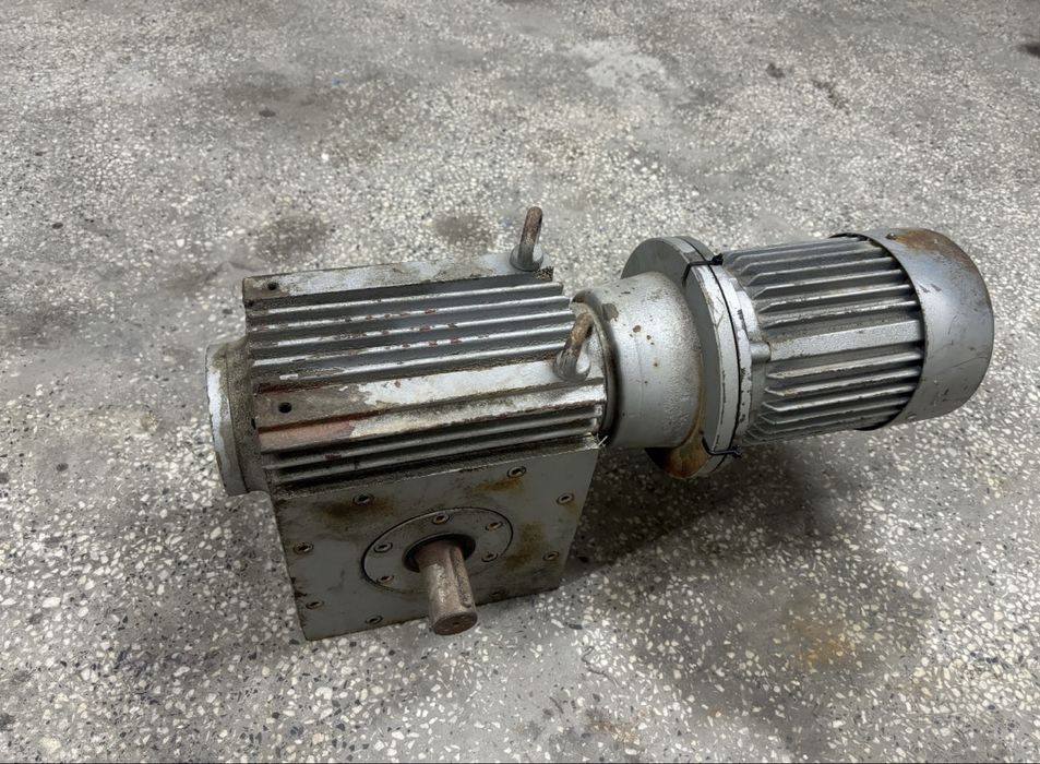 Червячен редуктор с предавателно число