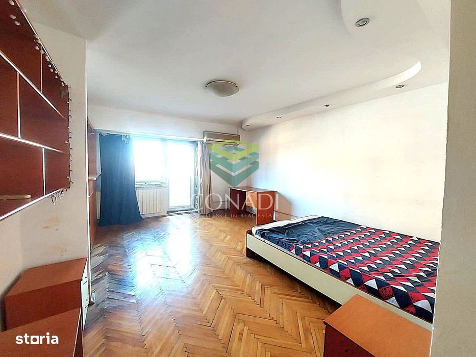 Zona Bdul Unirii, apartament cu 1 camera de vanzare, 43 mp