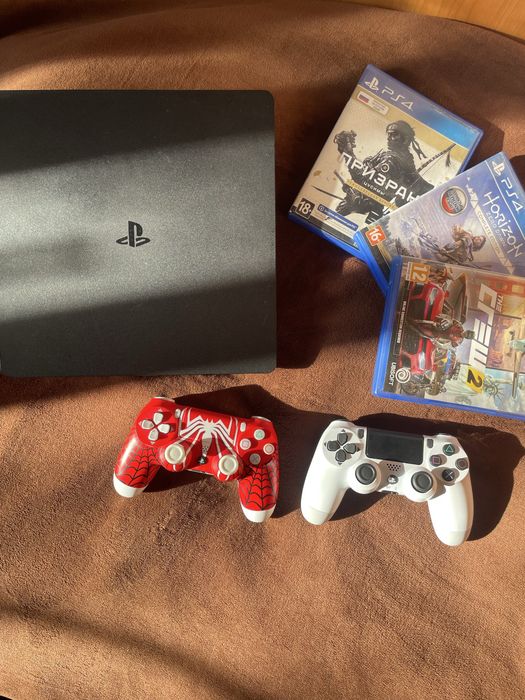 Playstation slim 4