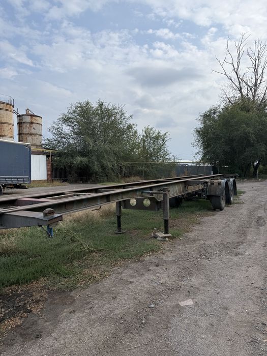 Прицеп контейнеровоз