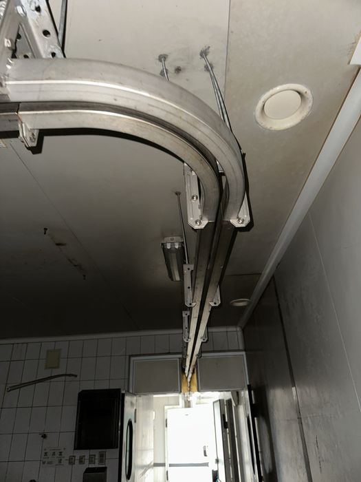 Linie carcasa usi camere frigorifice