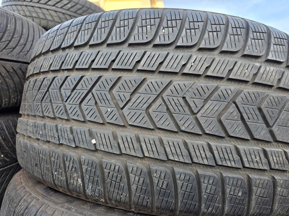 Зимни гуми пакет 245 45 20 и 275 40 20 - Pirelli