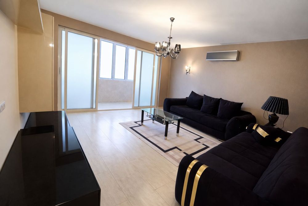 Продава се Тристаен апартамент в Асеновград - 103 кв.м за 634 €/кв.м - Снимка #1