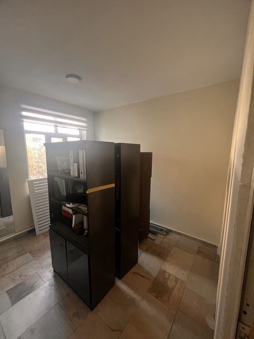 Bodomzor metroda joy ofislar