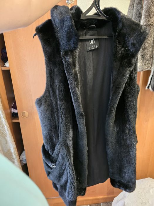 Продам норковую жилетку