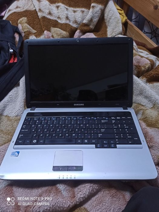 Продам ноутбук самсунг RV510