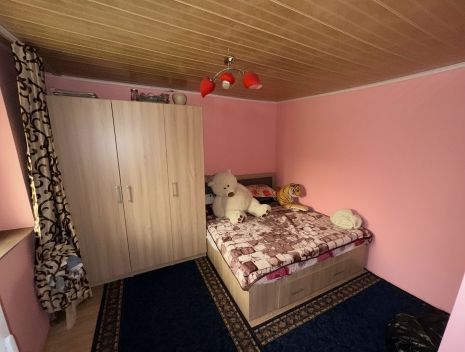 Casa in judetul Olt, comuna Tufeni, sat Stoborăști