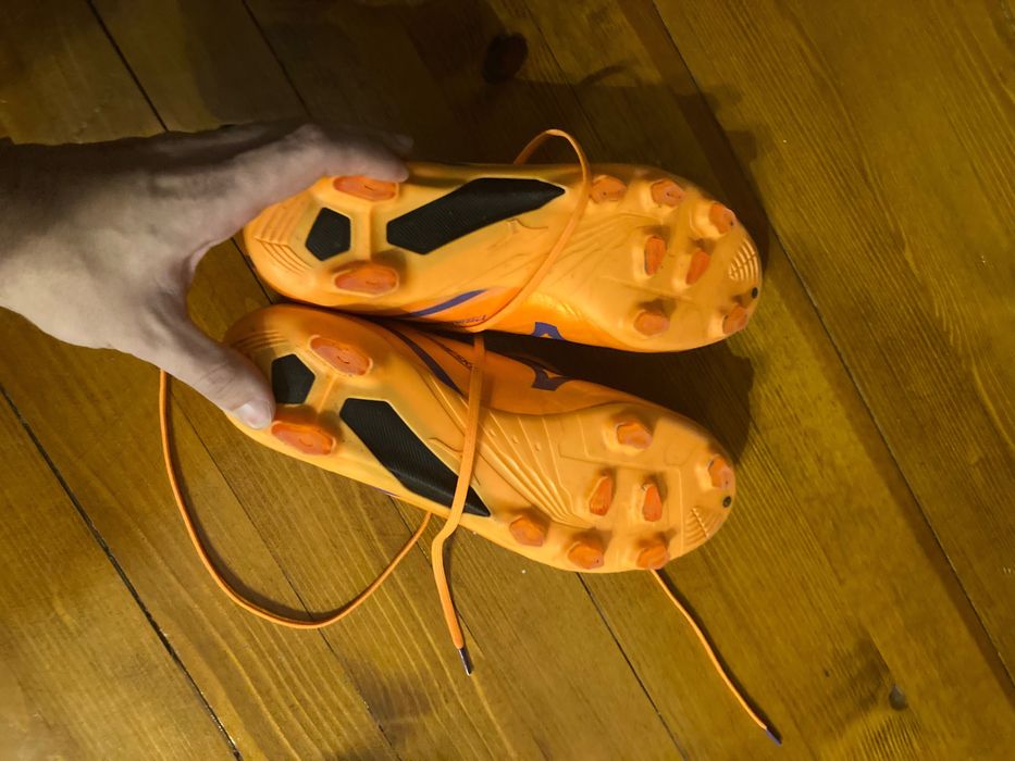 Бутонки Mizuno Basara 001 + подарък