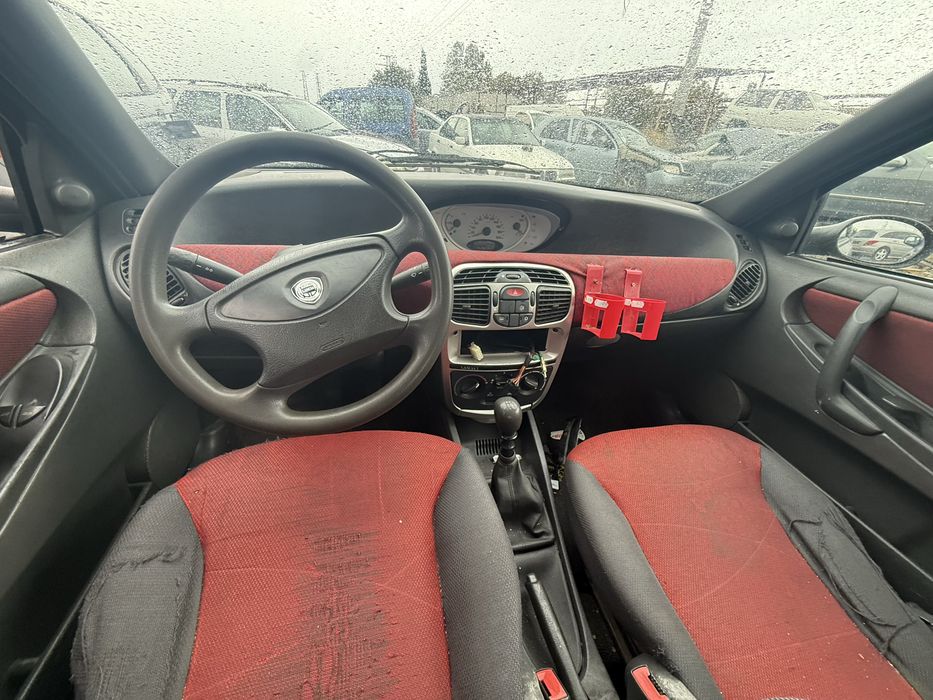 Ланчия ипсилон 1.2 60кс 2001г на части