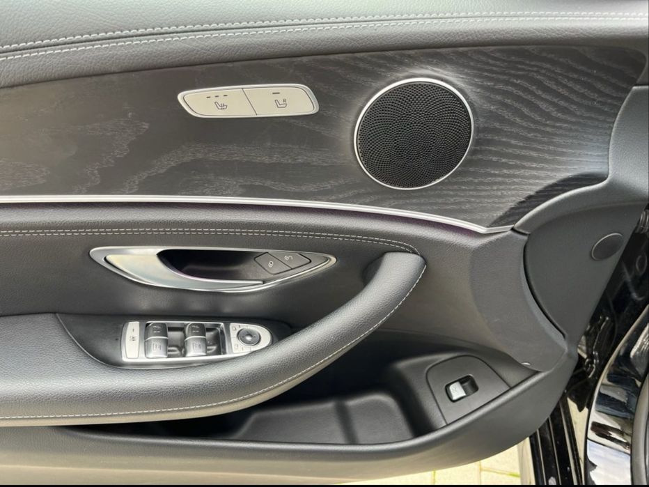 Interior E class W213 2016-2023 AMG Scaune banchete fete usi ornamente