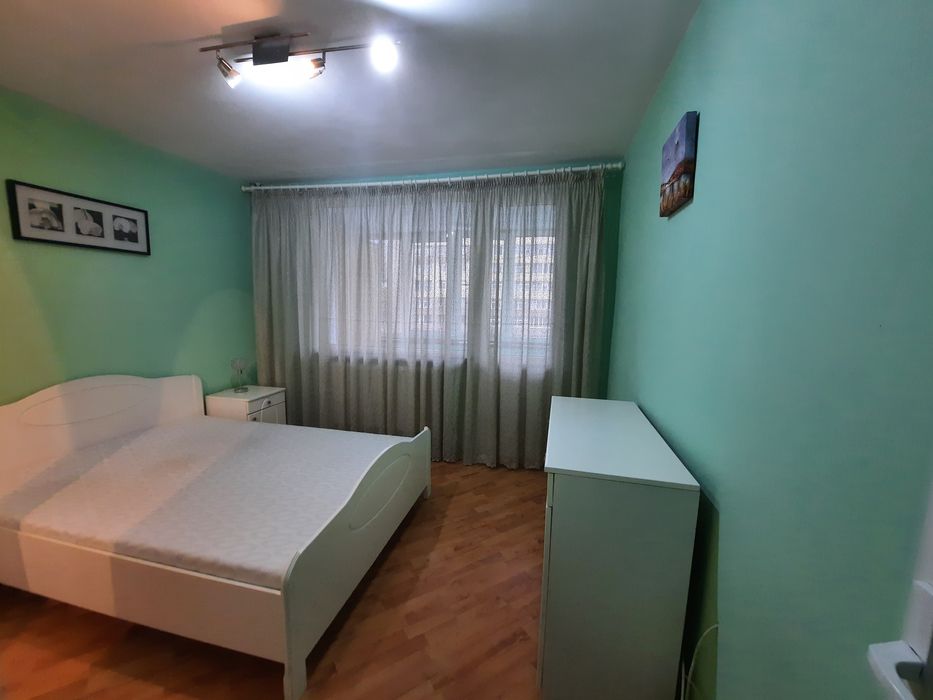 Apartament 3 camere ultracentral de închiriat