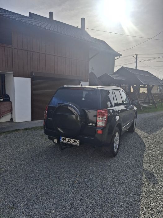 Vând Suzuki Grand Vitara