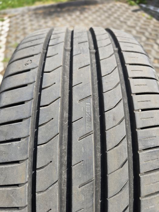 Anvelopa Nexen 225 40 R18