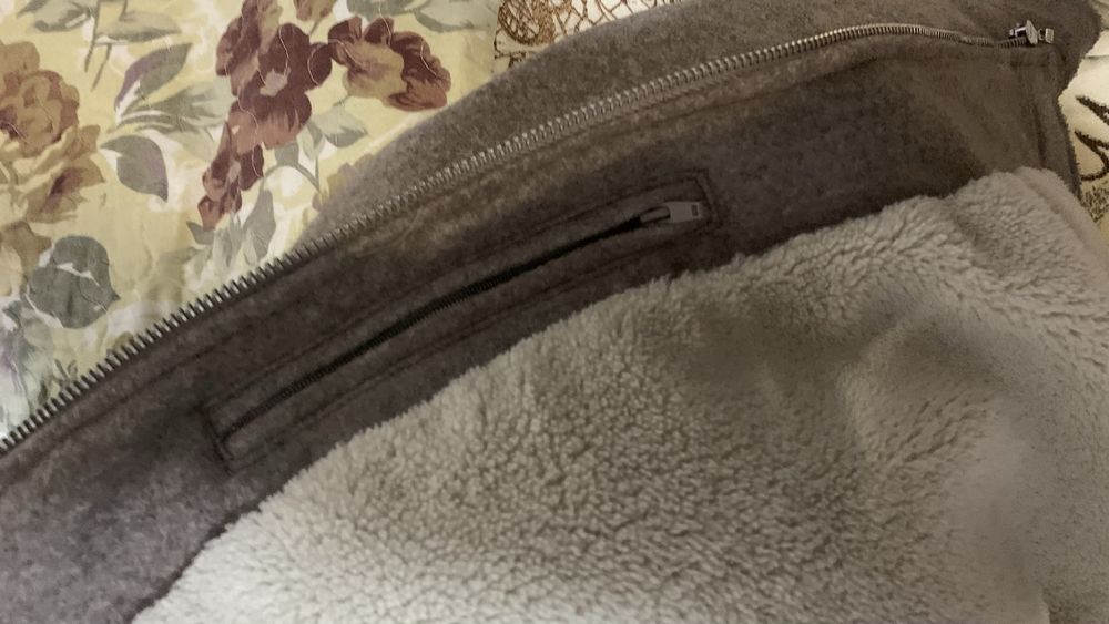 Продам куртку вайкики натуральную