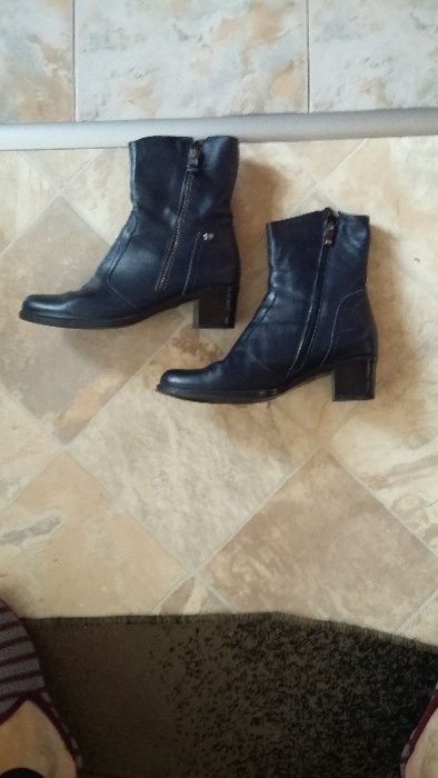 Естествена кожа сини дамски боти. Като нови!