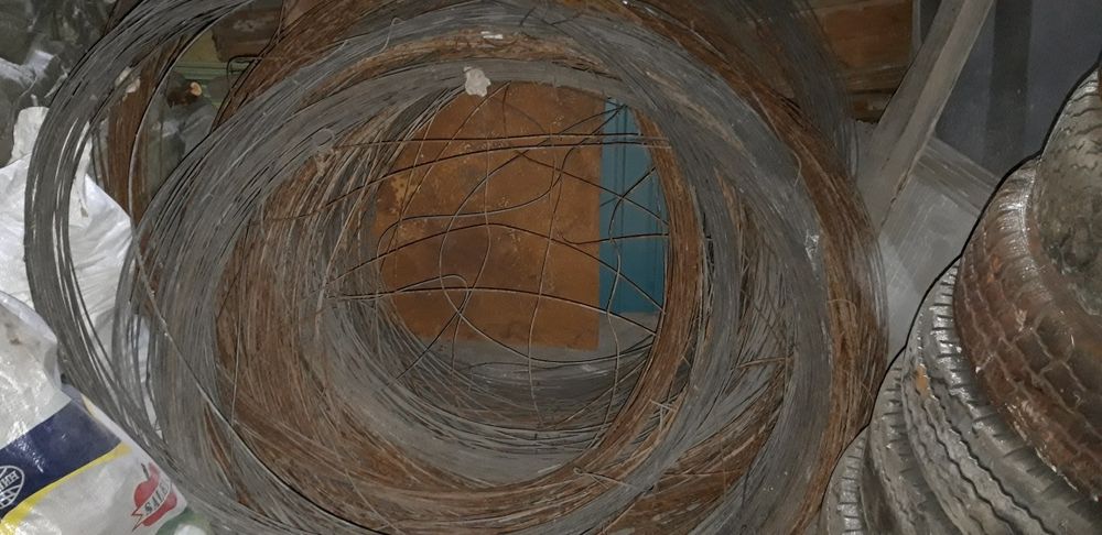 Проволка полустальная