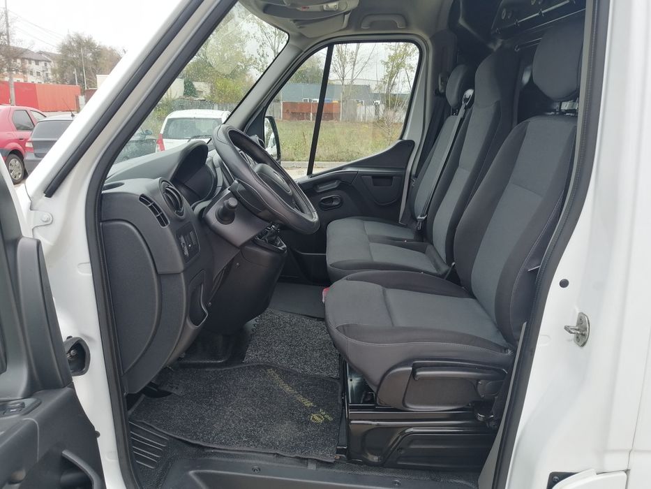 Renault Master 2019 L3H2 Unic proprietar