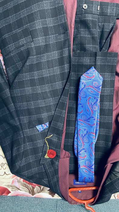 Классический костюм