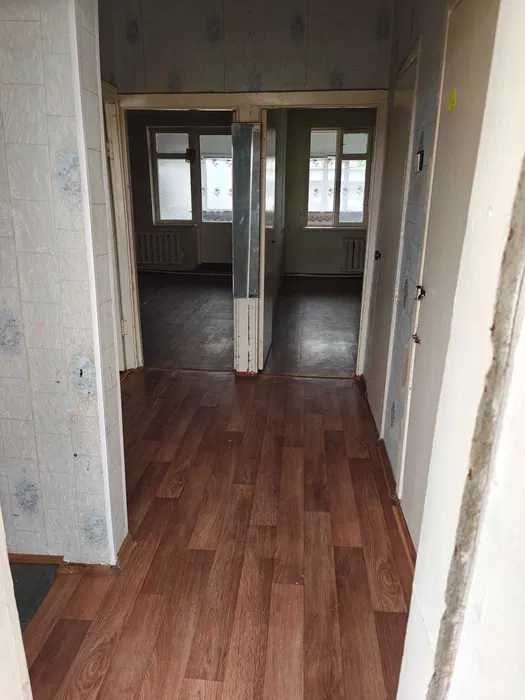 Продаю свою 2/4/4 9мкр. Возле налоговой