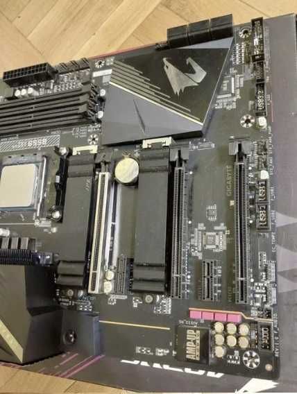 AMD Ryzen 5 5600 + Gigabyte B550 Aorus Pro